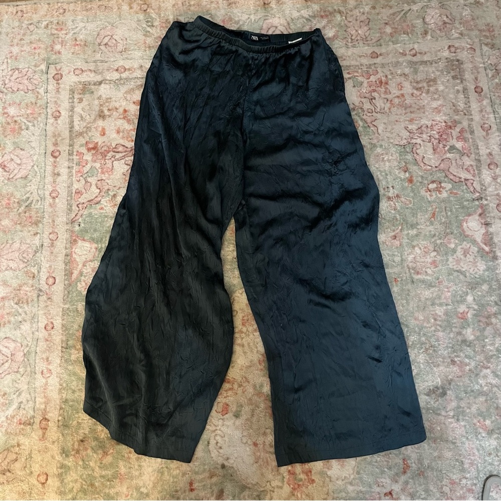 ZARA Navy/Black Satin Wide-Leg Pants (L)